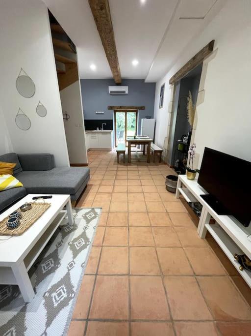 Superbe Appartement Cosy Avec Jardin Nimes Luaran gambar